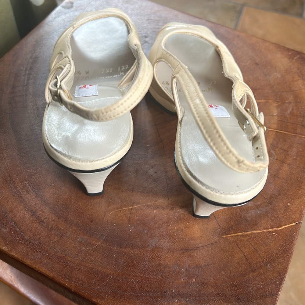 VINTAGE HUSH PUPPY SLING BACK SHOES - Picture 3 of 8